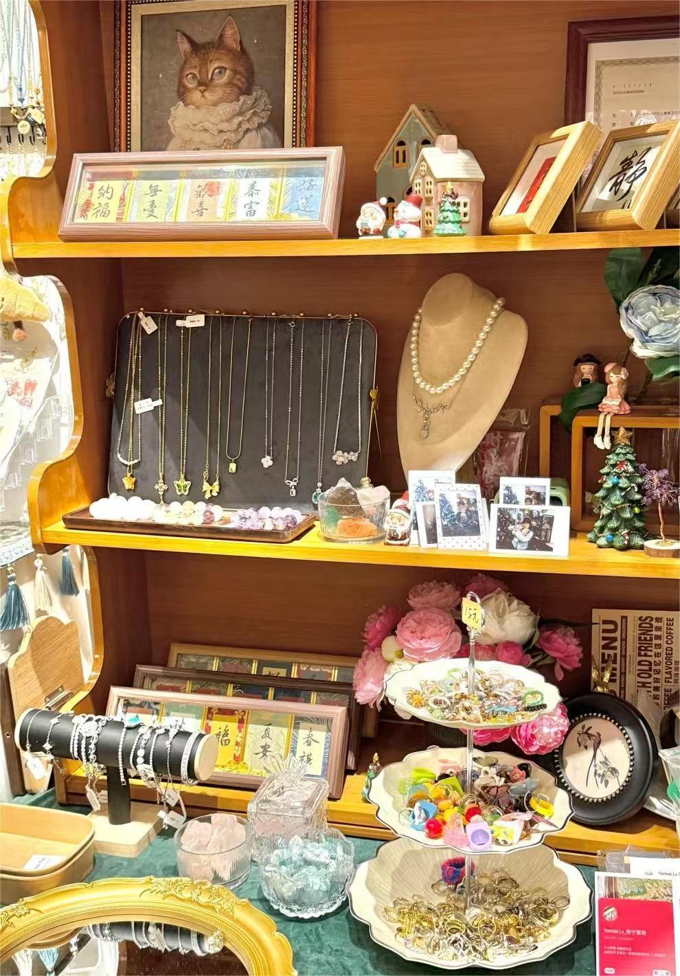 Check out-Claim in live--High-quality necklaces, earrings, bracelets and other jewelries